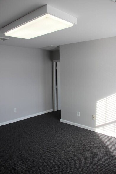 More Photos Of 2679 Route 17M, Goshen Medical For Lease