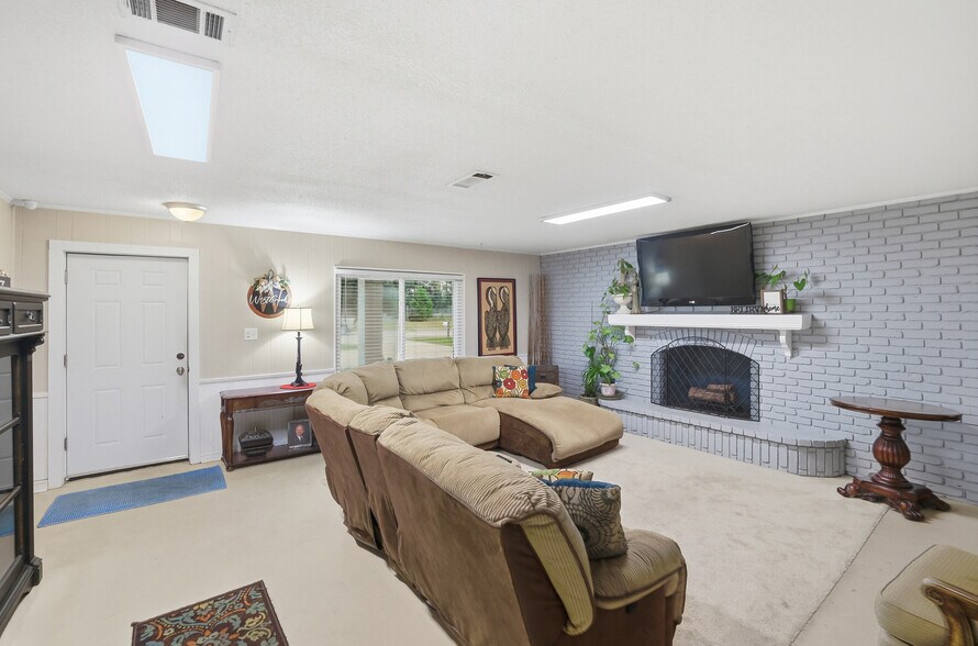 More Photos Of 14309 Stenum St, Biloxi Flex For Sale