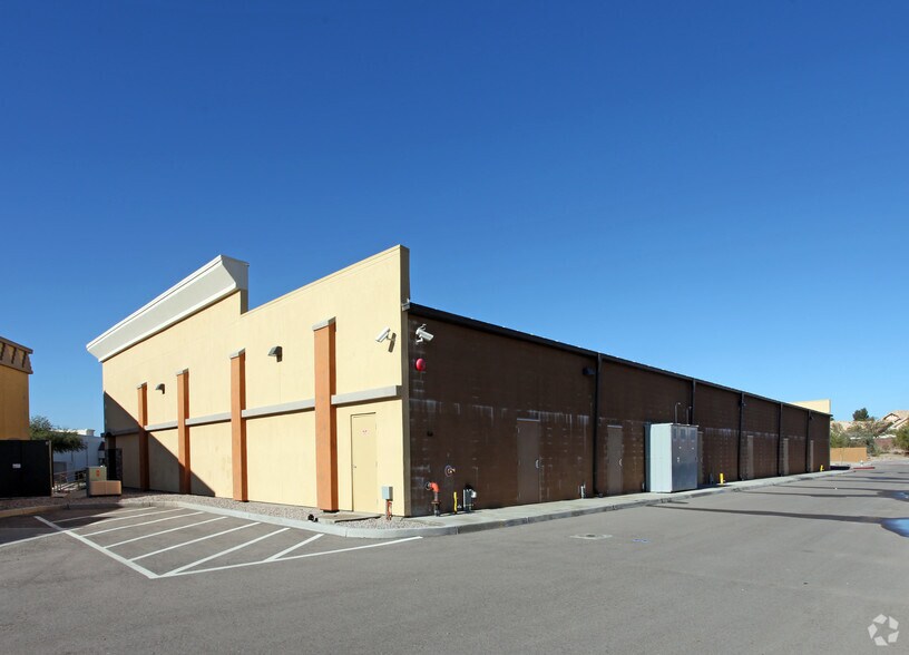 More Photos Of 9260 N Thornydale Rd, Tucson General Retail For Lease