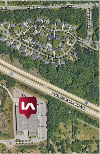 More Photos Of 5600 Bow Pointe Dr, Village of Clarkston Warehouse For Sale