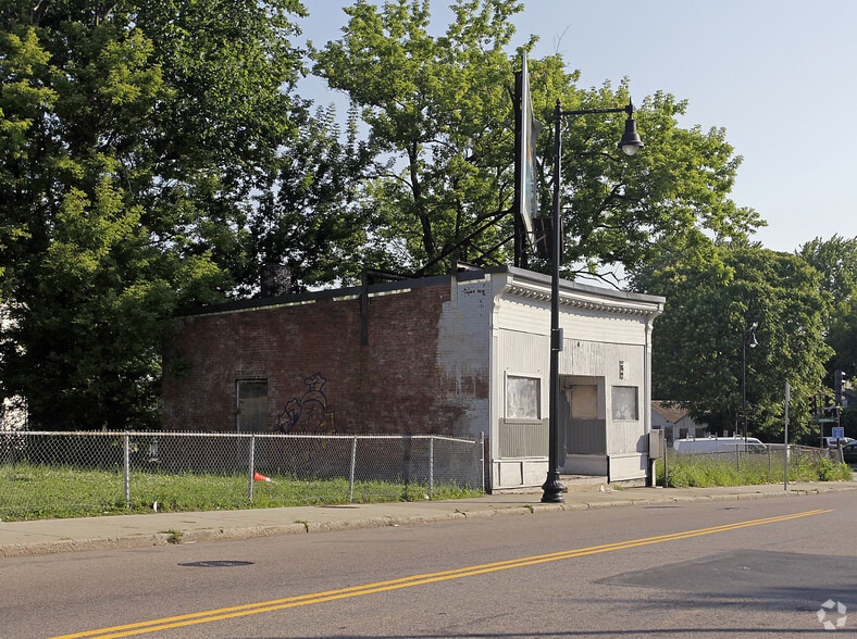 Primary Photo Of 141 Norfolk St, Boston Storefront For Sale