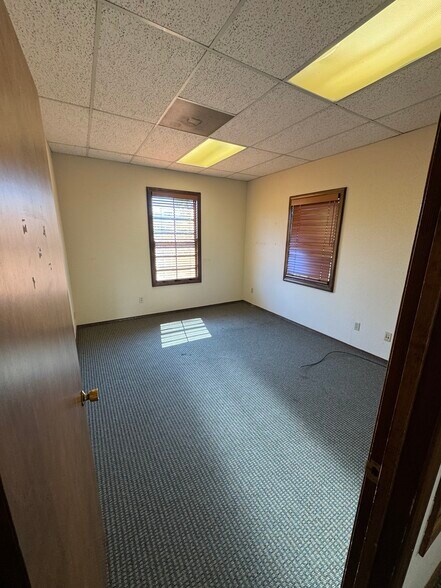 More Photos Of 929 Sherman Ave, Novato Office For Lease