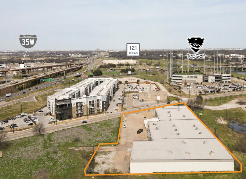 More Photos Of 2020 E 4th St, Fort Worth Warehouse For Sale