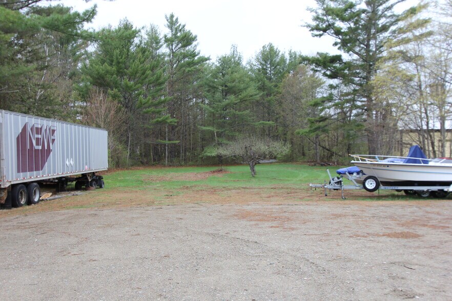 More Photos Of 48 S Main St, Andover Auto Repair For Sale