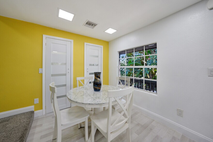 More Photos Of 2461 SW Highway 17, Arcadia Warehouse For Sale