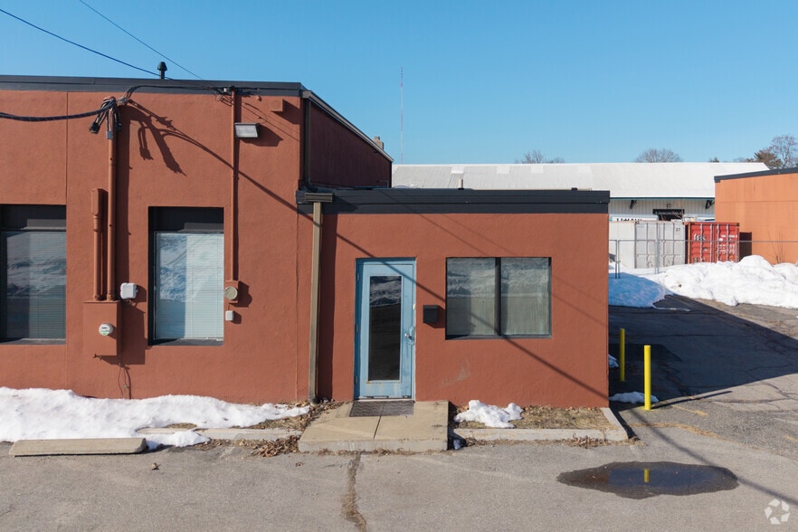 More Photos Of 60 Edmund St, East Providence Office For Lease