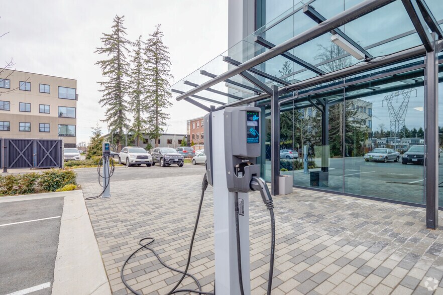 More Photos Of 15350 Croydon Dr, Surrey Office For Lease