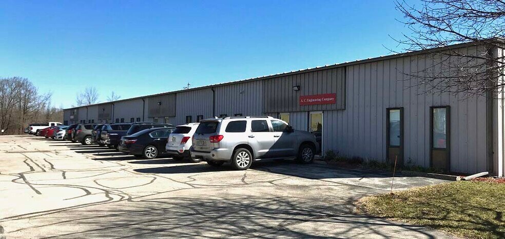Primary Photo Of N16W22040 Jericho Dr, Waukesha Light Manufacturing For Lease