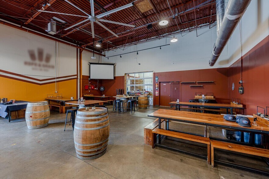 More Photos Of 507 E Calles St, Austin Loft Creative Space For Lease