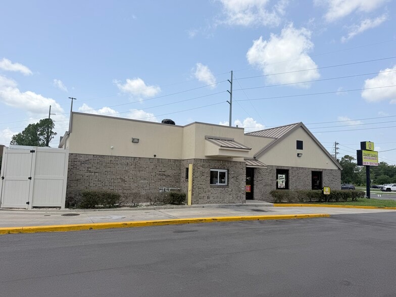 Primary Photo Of 2439 Enterprise Rd, Orange City Restaurant For Sale