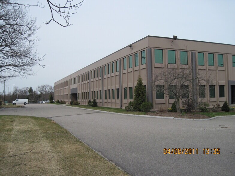 Primary Photo Of 500 Turnpike St, Canton Office For Lease