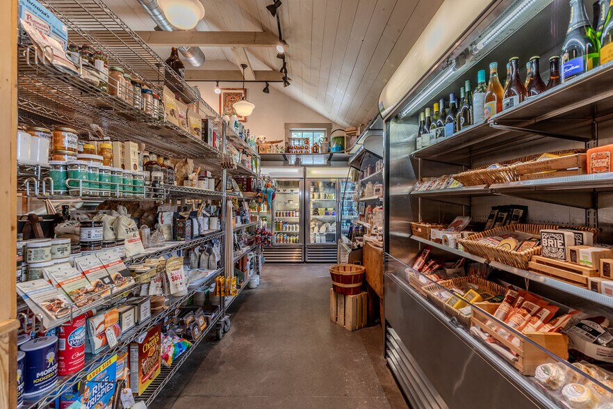 More Photos Of 305 Main St, Peru Restaurant For Sale