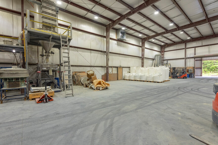 More Photos Of 45 Spiral Rd, Arden Warehouse For Sale