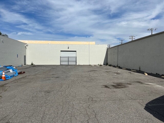 More Photos Of 2402 Seaman Ave, South El Monte Manufacturing For Sale