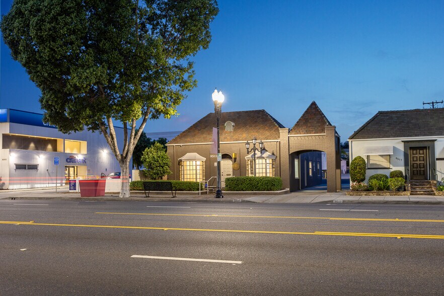 More Photos Of 9511 Las Tunas Dr, Temple City Medical For Sale