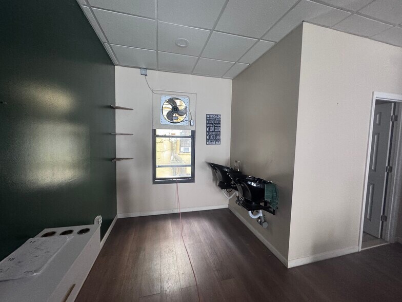 More Photos Of 728 Driggs Ave, Brooklyn Apartments For Lease