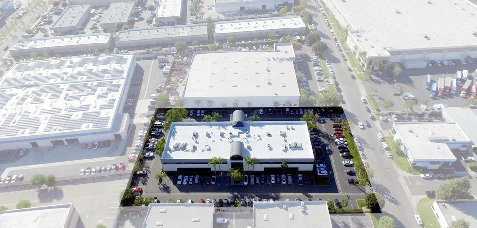 More Photos Of 1290 N Hancock St, Anaheim Office For Lease