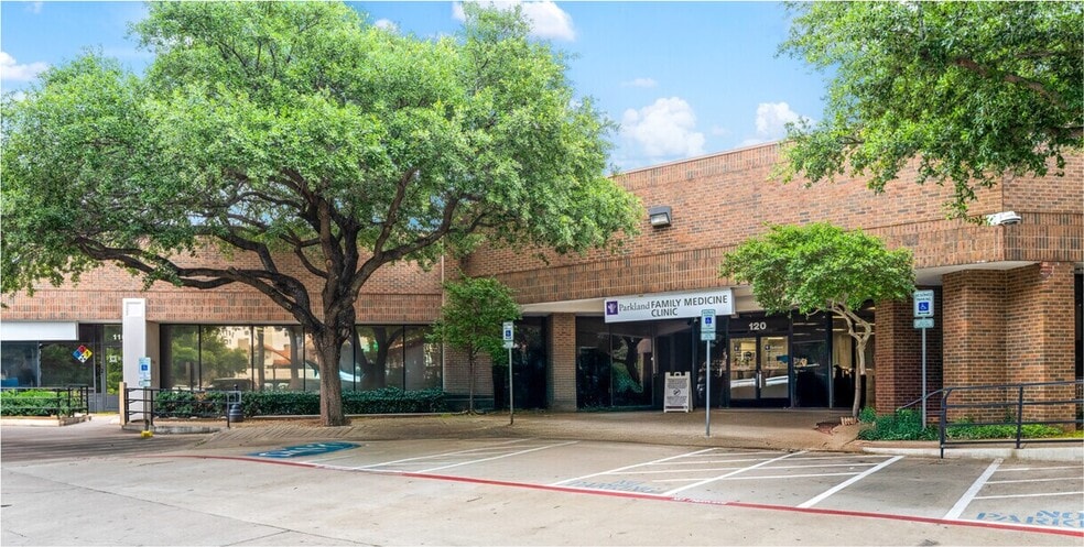 More Photos Of 7920 Elmbrook Dr, Dallas Medical For Lease