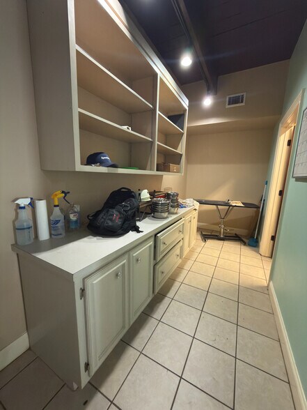 More Photos Of 1334 13th St, Columbus Freestanding For Lease