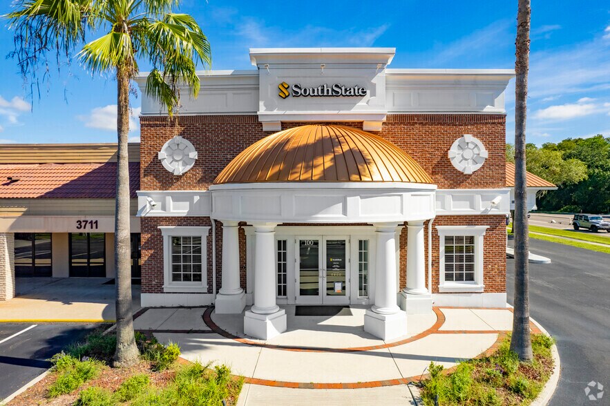 More Photos Of 3711 Tampa Rd, Oldsmar General Retail For Lease