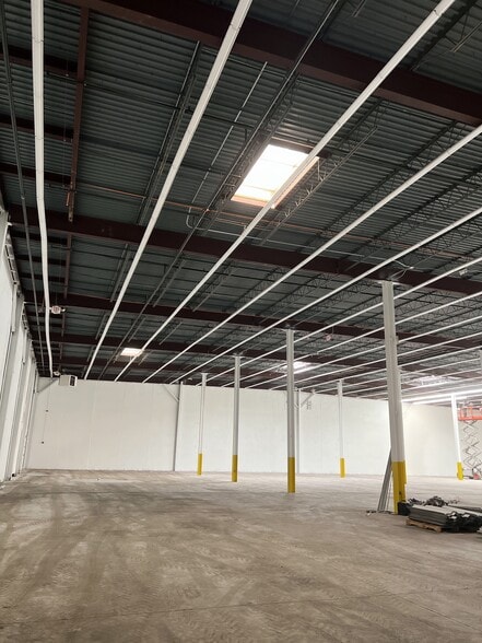 More Photos Of 49 Murray Hill Drive, Nanuet Industrial For Lease