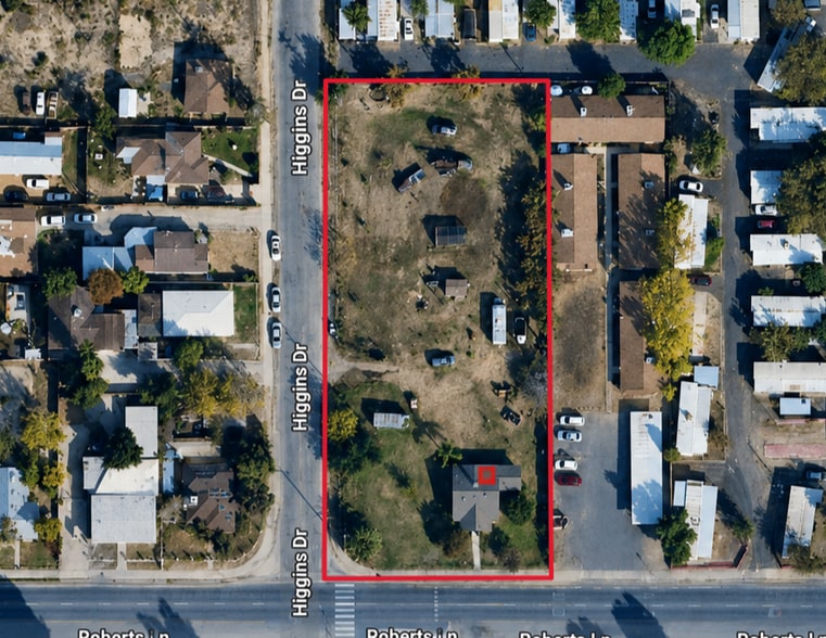 More Photos Of 518 Roberts Ln, Bakersfield Flex For Sale
