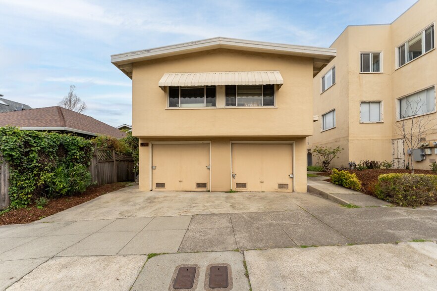 More Photos Of 1841-1843 Cedar St, Berkeley Apartments For Sale