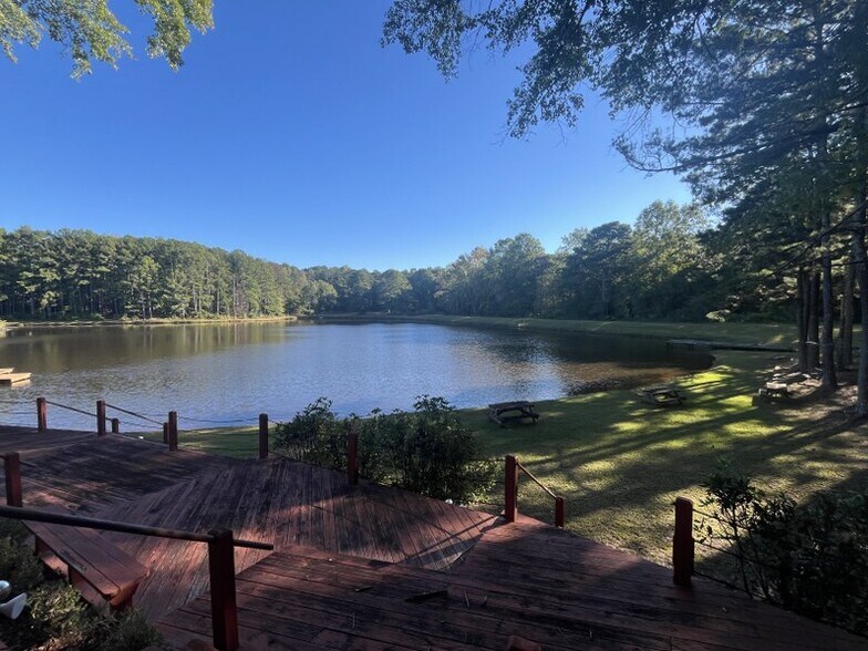 More Photos Of 460 Aerodrome Way, Griffin Land For Sale