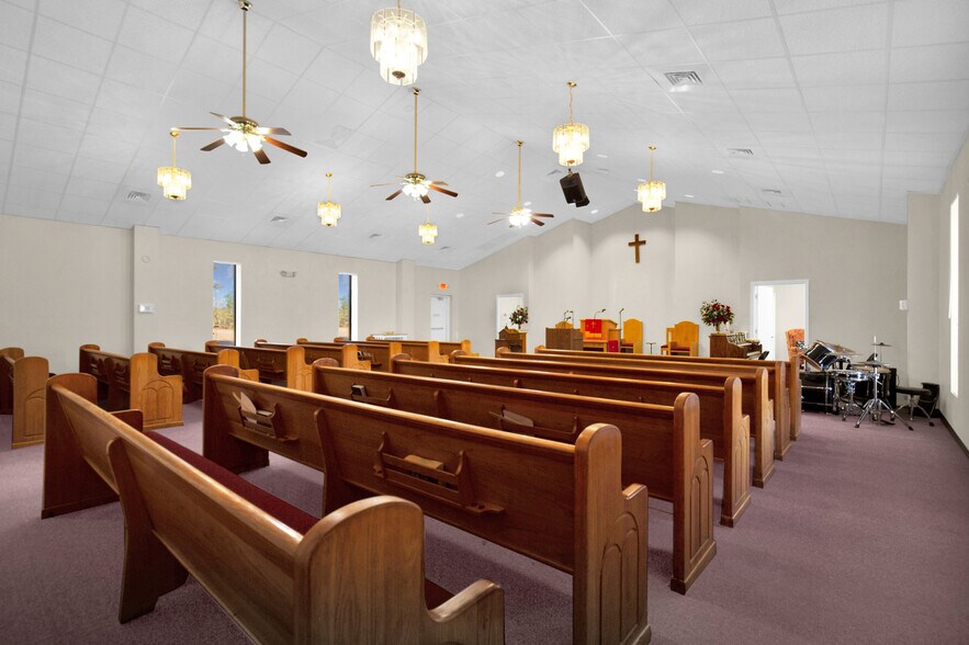 More Photos Of 3460 Big Piney Grove Rd, Clinton Specialty For Sale