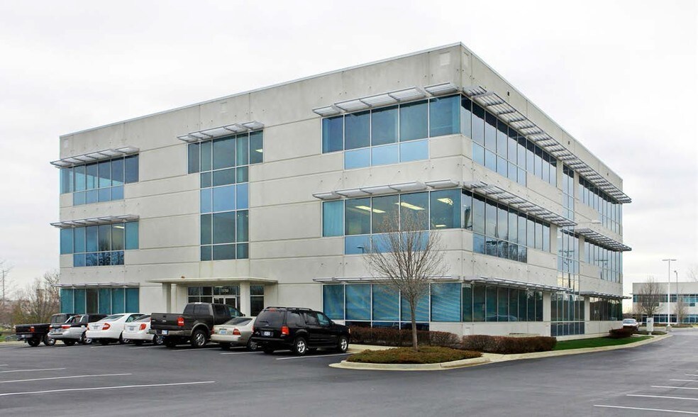 More Photos Of 15700 College Blvd, Lenexa Office For Lease