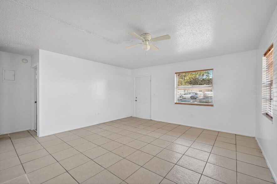 More Photos Of 4600 Kelmar Dr, West Palm Beach Multifamily For Sale