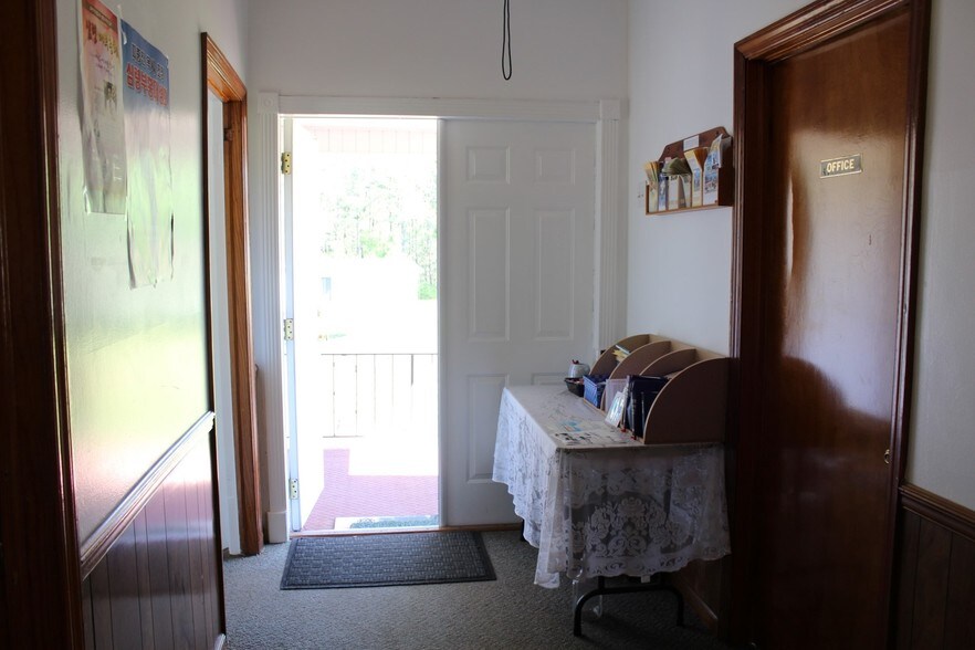 More Photos Of 3264 Howell Cir, Duluth Religious Facility For Sale