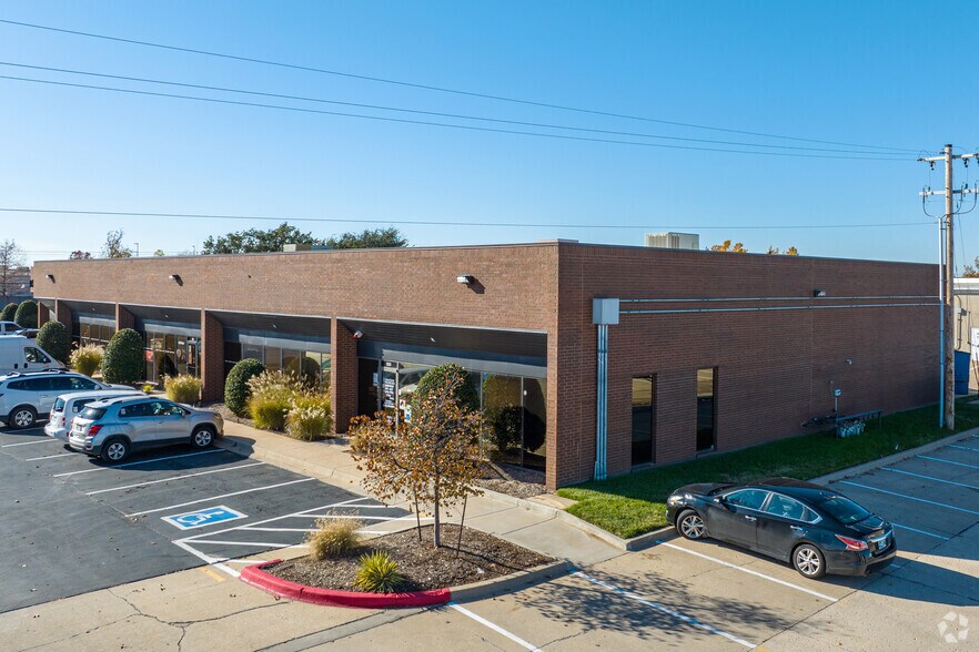 More Photos Of 6125 W Reno Ave, Oklahoma City Unknown For Lease