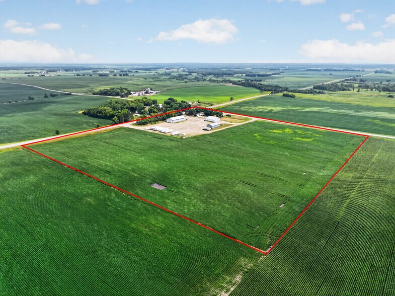 More Photos Of 43553 MN-28, Sauk Centre Warehouse For Sale