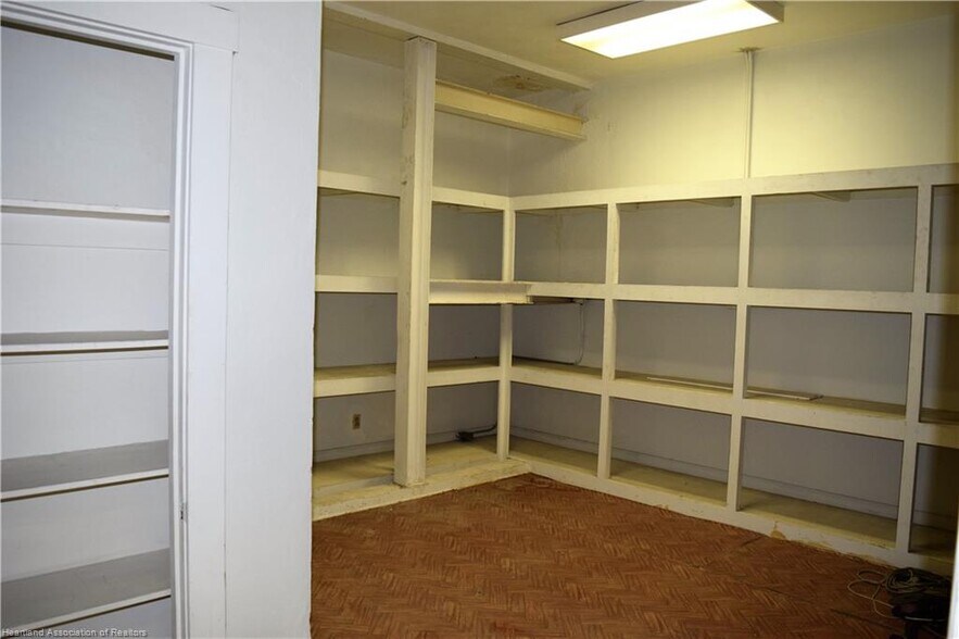 More Photos Of 2 W Main St, Avon Park Office Residential For Sale