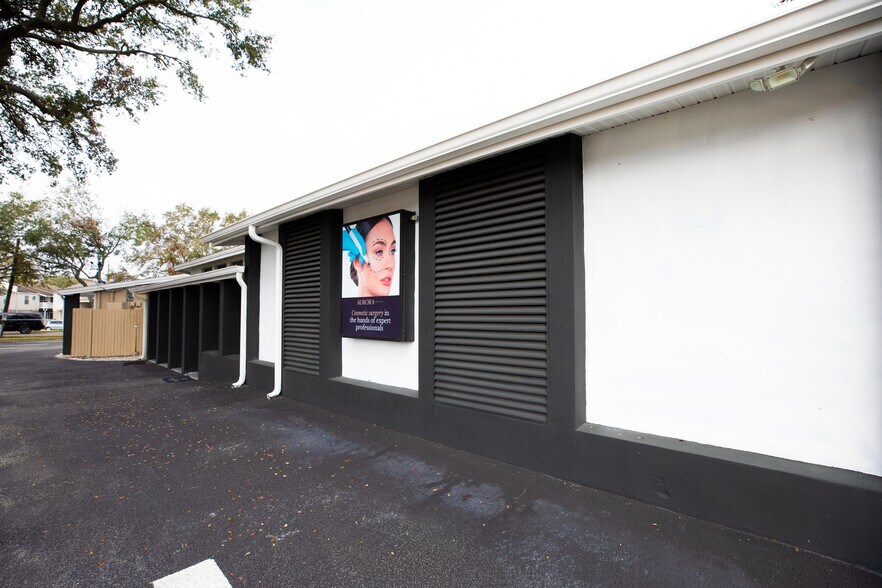 More Photos Of 2715 W Sligh Ave, Tampa Office Residential For Sale