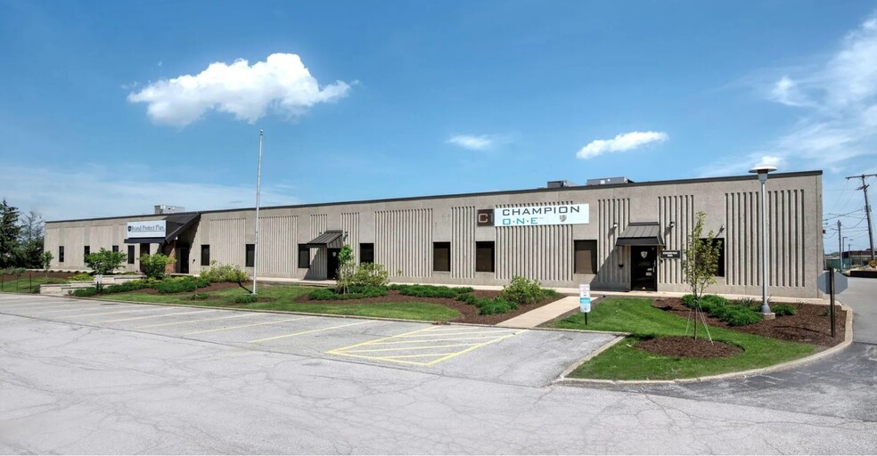 Primary Photo Of 23645 Mercantile Rd, Beachwood Flex For Lease