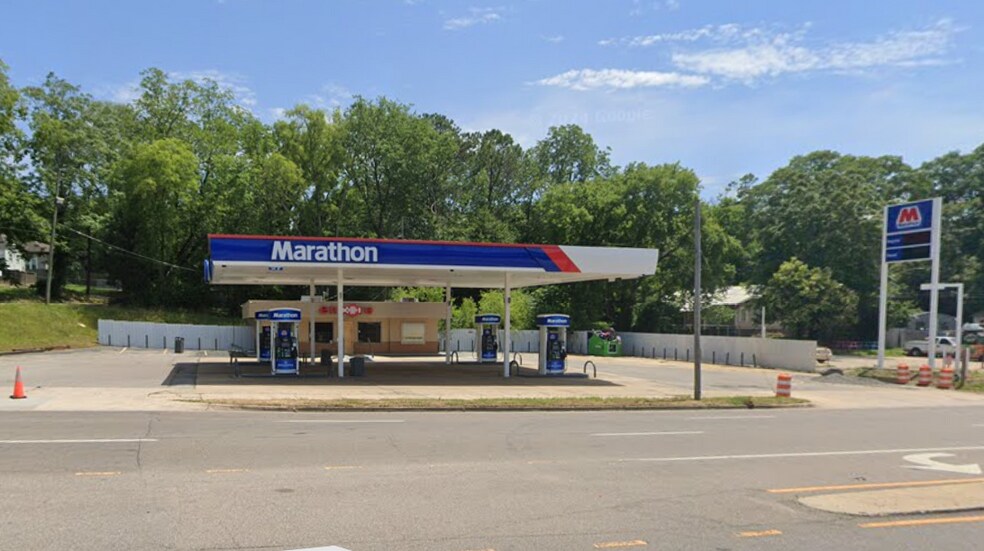 Primary Photo Of 4607 5th Ave S, Birmingham Service Station For Sale