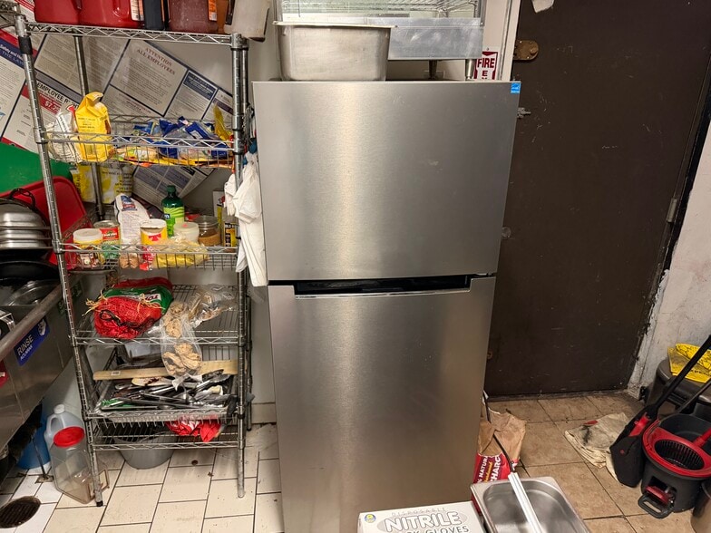 More Photos Of 756-777 S 5th Ave, Mount Vernon Storefront For Lease