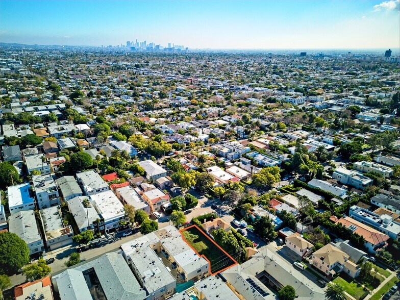 More Photos Of 909 N Ogden Dr, West Hollywood Land For Sale