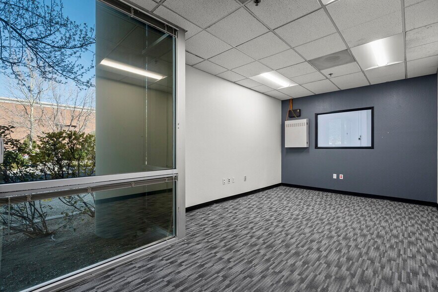 More Photos Of 12815-12845 Old Virginia St, Reno Distribution For Lease