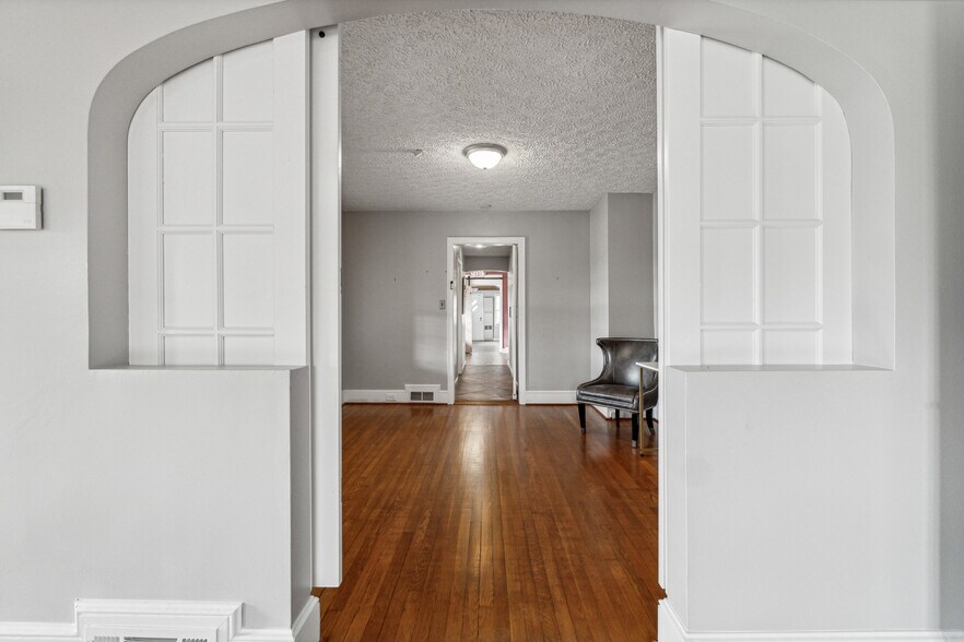 More Photos Of 5615 Cumming Hwy, Canton General Retail For Sale