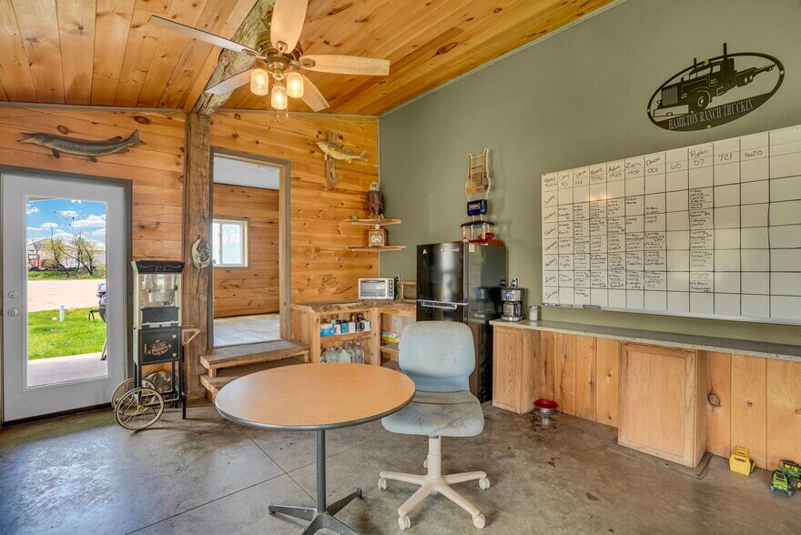 More Photos Of 6851 W Gerwoude Dr, Mc Bain Warehouse For Sale