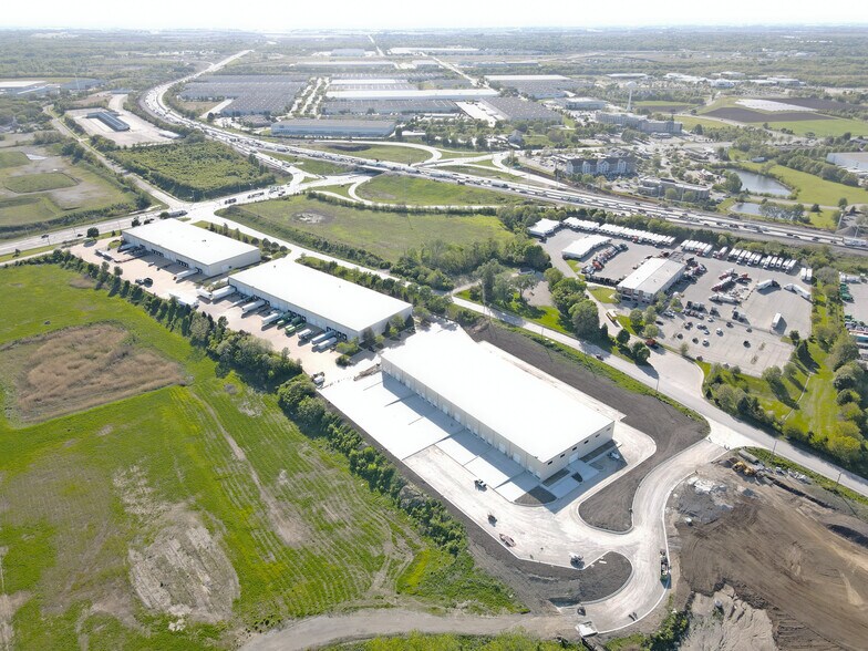 More Photos Of 3300-3310 Mound Rd, Joliet Warehouse For Lease