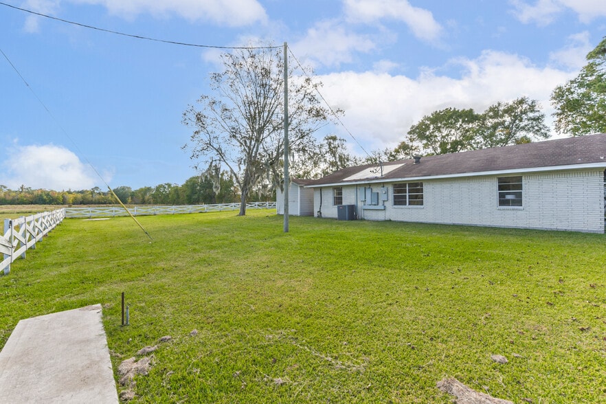 More Photos Of 1270 CR 2293, Cleveland Assisted Living For Sale