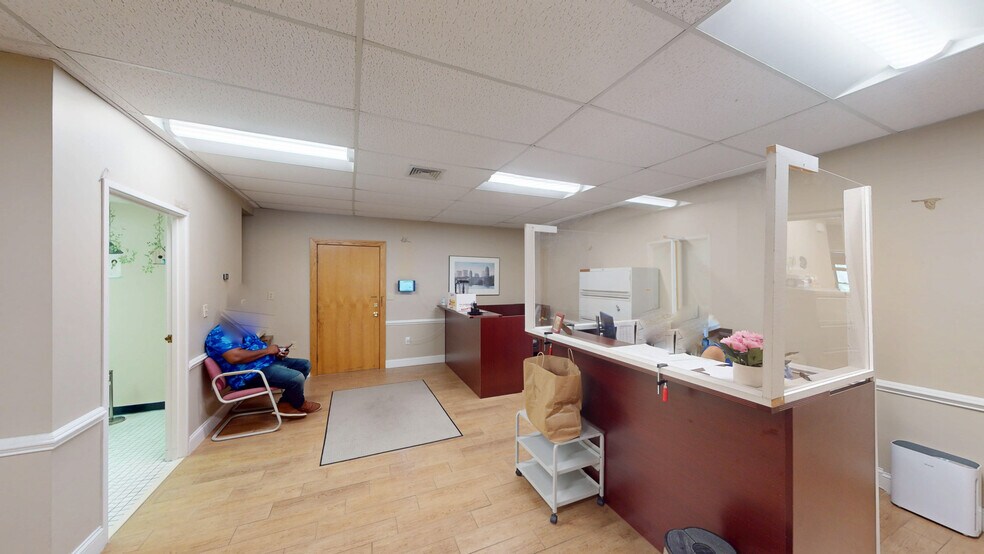 More Photos Of 536 Broad St, Weymouth Medical For Sale