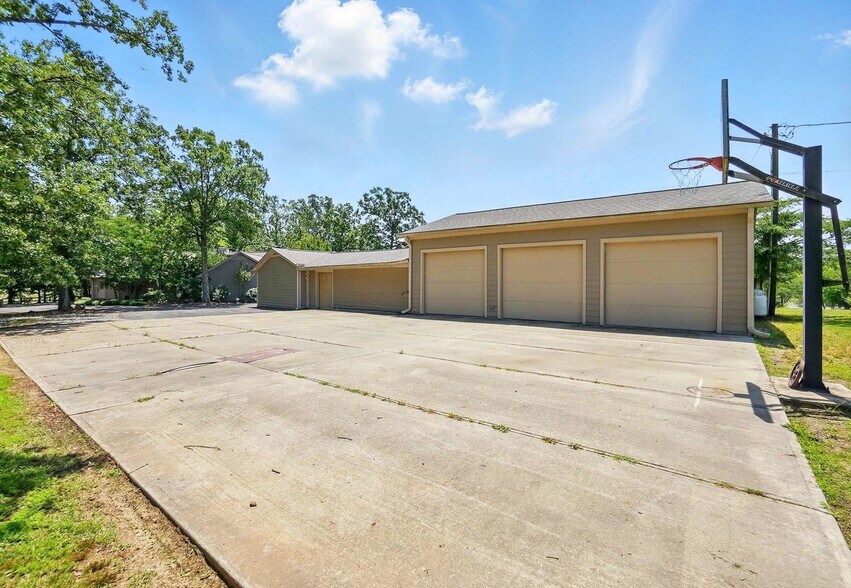 More Photos Of , Marshville Unknown For Sale