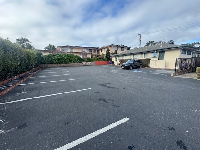 More Photos Of 993-995 Cass St, Monterey Office For Lease