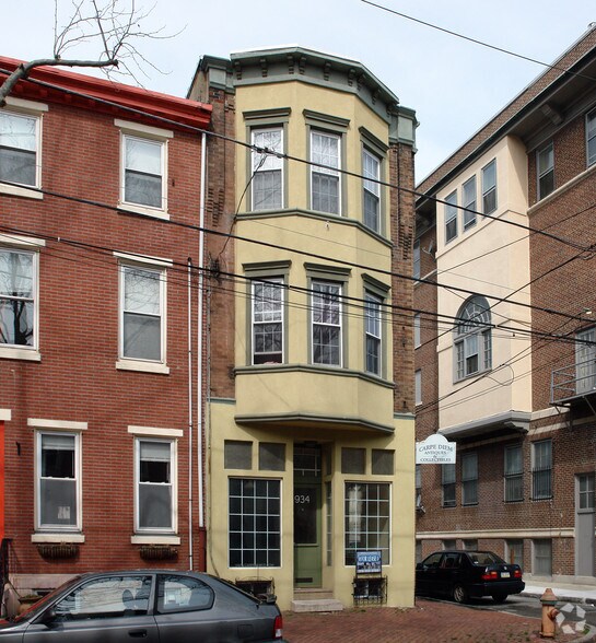 More Photos Of 934 E Moyamensing Ave, Philadelphia Storefront Retail Residential For Lease