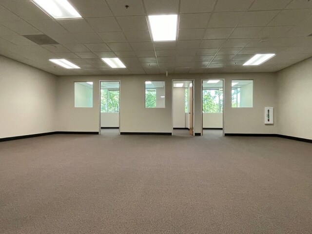 More Photos Of 400 Plaza Dr, Folsom Office For Sale